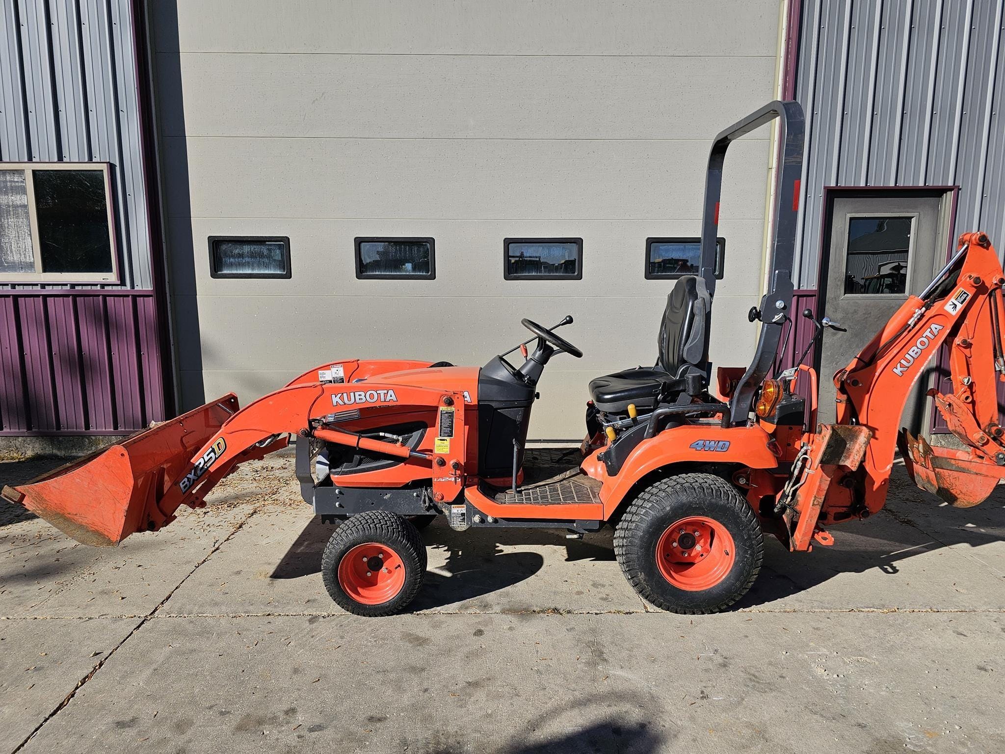 2015 Kubota BX25D Equipment Image0