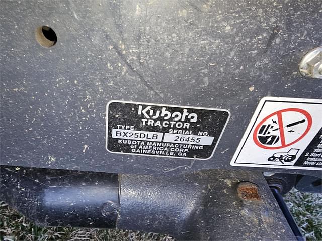 Image of Kubota BX25D equipment image 4