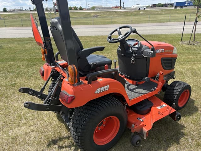 Image of Kubota BX2670 equipment image 4