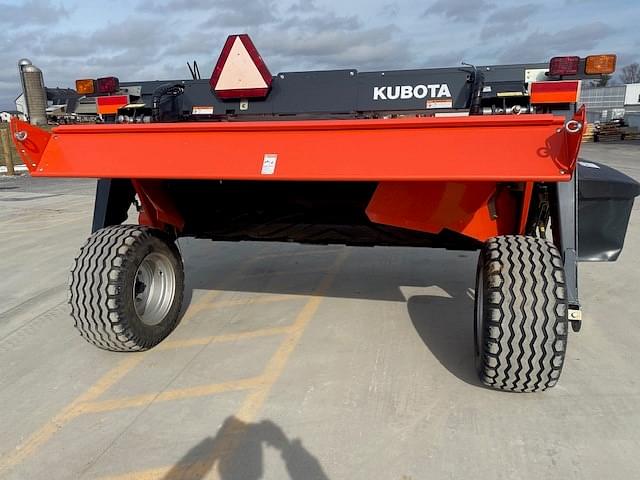 Image of Kubota DMC8032R equipment image 2