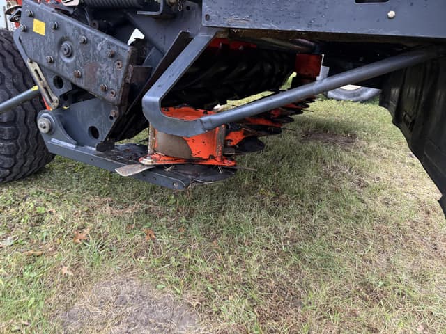 Image of Kubota DMC8032R equipment image 4