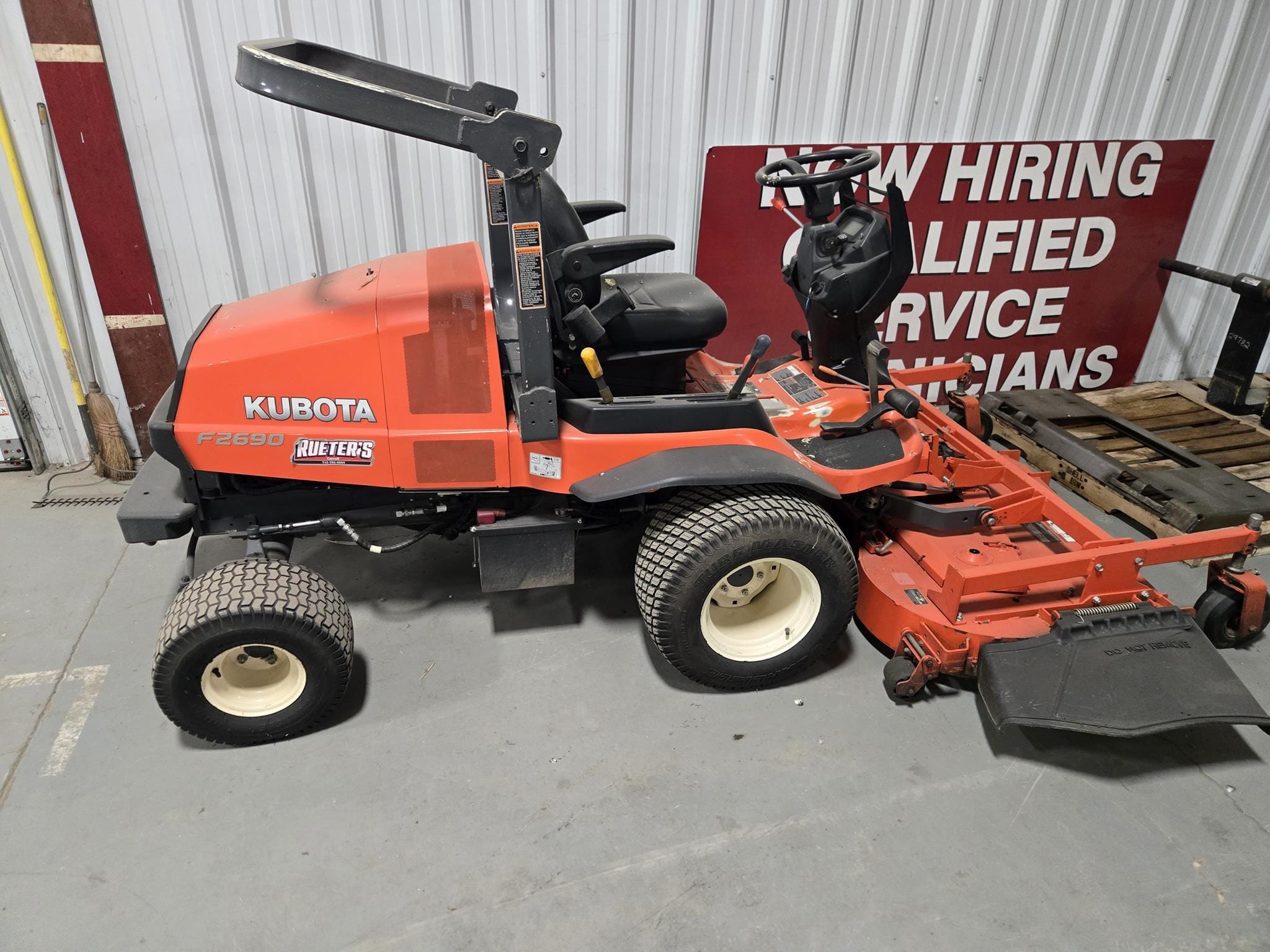 2015 Kubota F2690 Equipment Image0