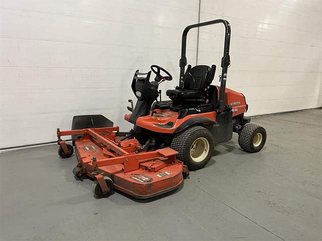 Image of Kubota F2690 equipment image 1