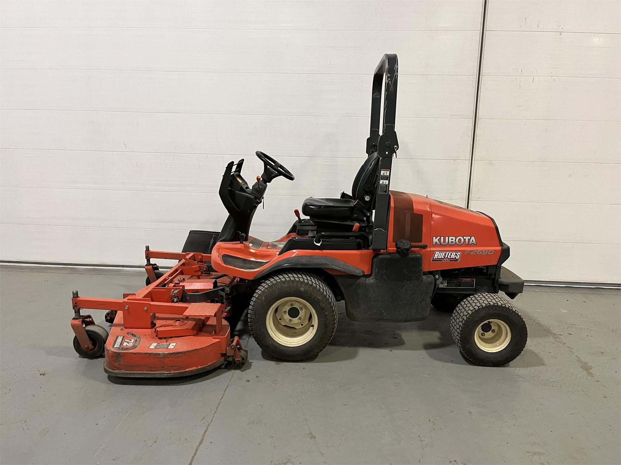Main image Kubota F2690