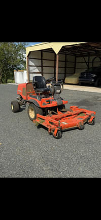 Image of Kubota F3990 equipment image 3