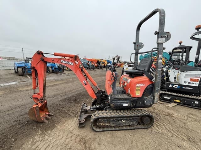 Image of Kubota K008-3 equipment image 4