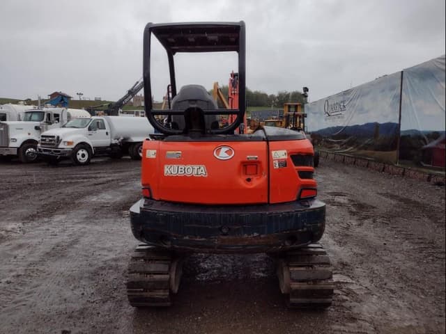 Image of Kubota KX040-4 equipment image 3
