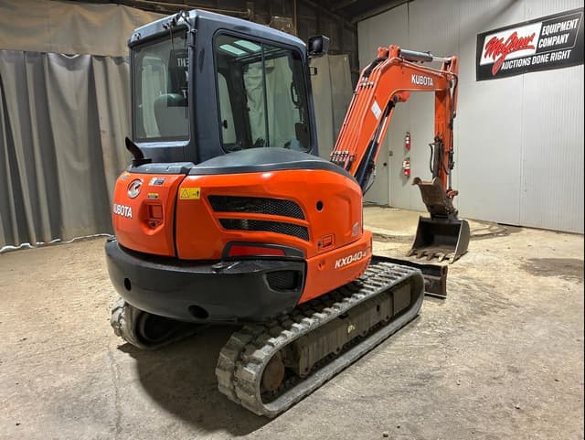 Image of Kubota KX040-4 equipment image 4