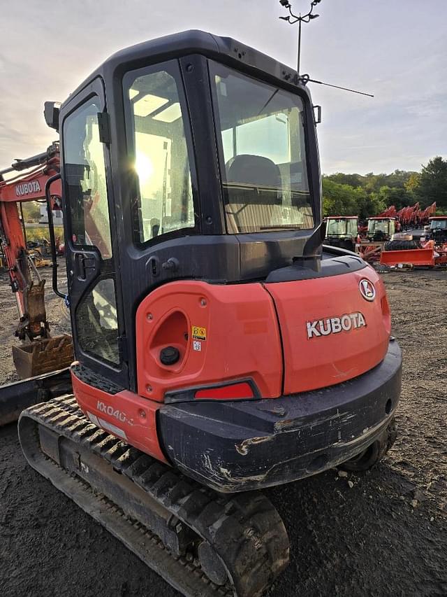 Image of Kubota KX040-4 equipment image 4