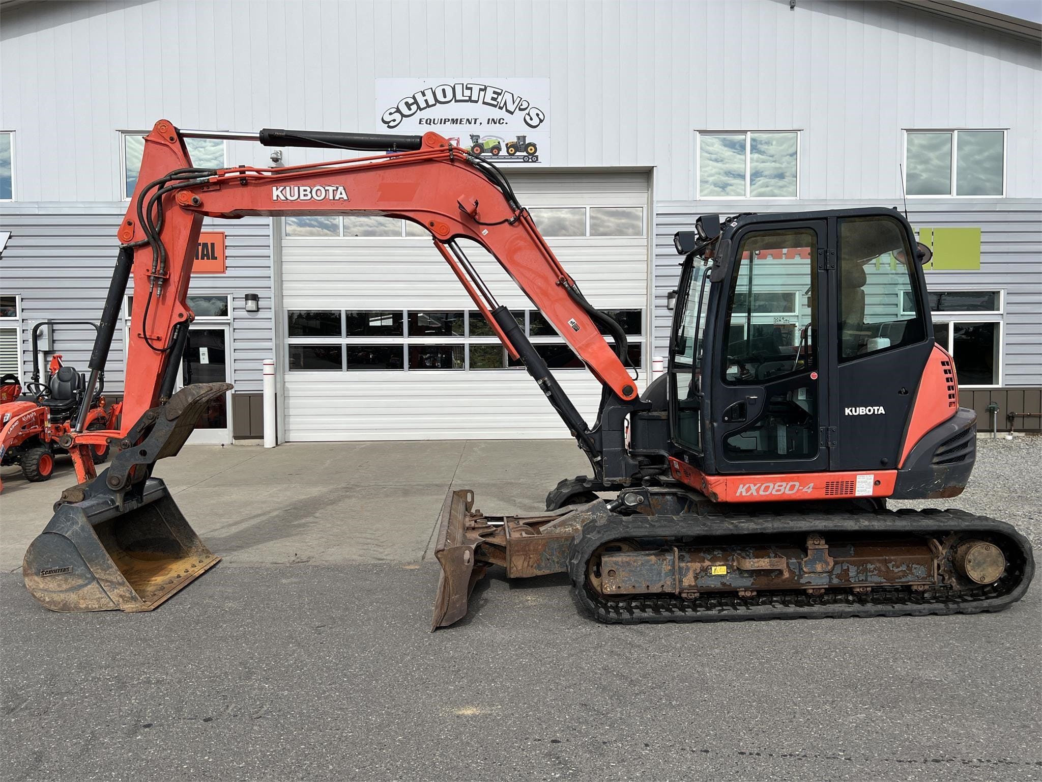 Main image Kubota KX080-4