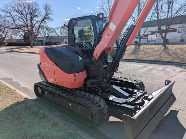 Image of Kubota KX080-4 equipment image 4