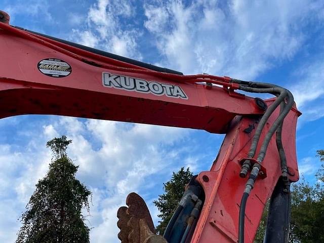 Image of Kubota KX080-4 equipment image 4