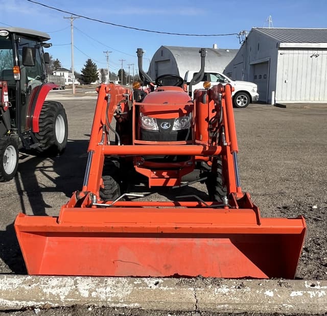 Image of Kubota L2501 equipment image 2