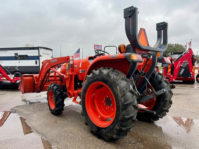 Image of Kubota L2501 equipment image 3