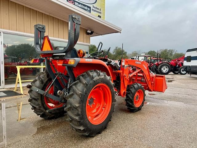 Image of Kubota L2501 equipment image 2