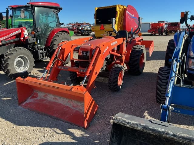 Image of Kubota L2501HST equipment image 1