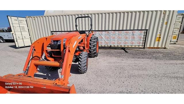 Image of Kubota L4701 equipment image 2