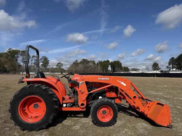 Image of Kubota L4701 equipment image 4