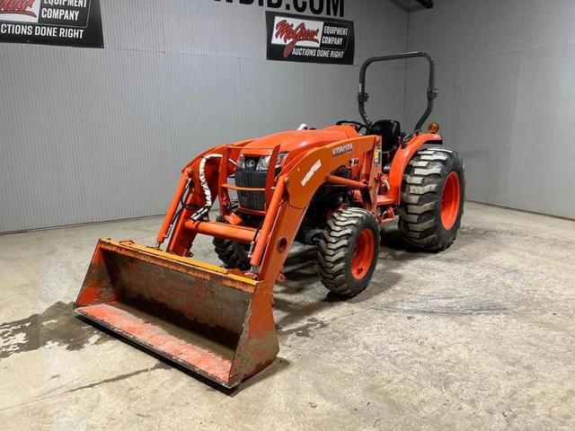 Image of Kubota L4701 equipment image 1