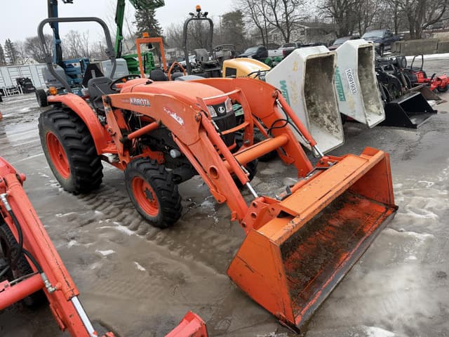 Image of Kubota L4701D equipment image 1