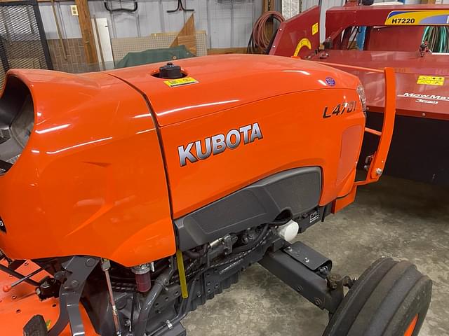 Image of Kubota L4701F equipment image 4