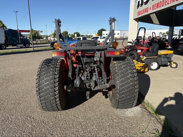 Image of Kubota L4701HST equipment image 4