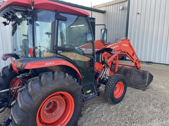 Image of Kubota L4760 equipment image 4