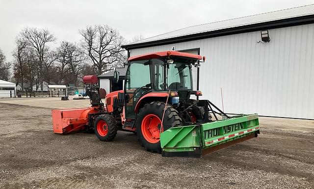 Image of Kubota L6060 equipment image 2