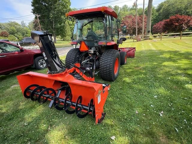 Image of Kubota L6060 equipment image 2