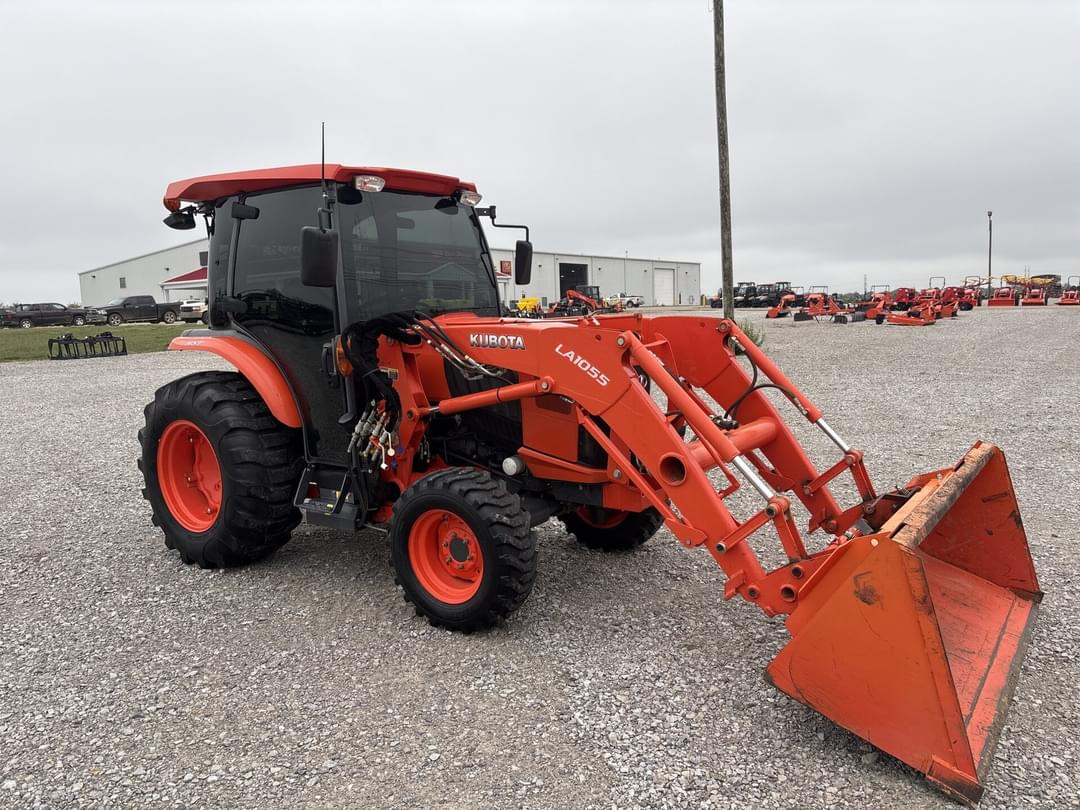 Image of Kubota L6060 Primary image