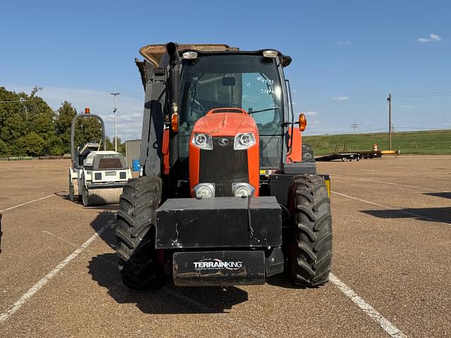 Image of Kubota M110GX equipment image 2