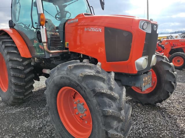 Image of Kubota M126GX equipment image 3