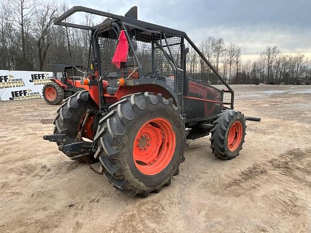 Image of Kubota M5-111 equipment image 4