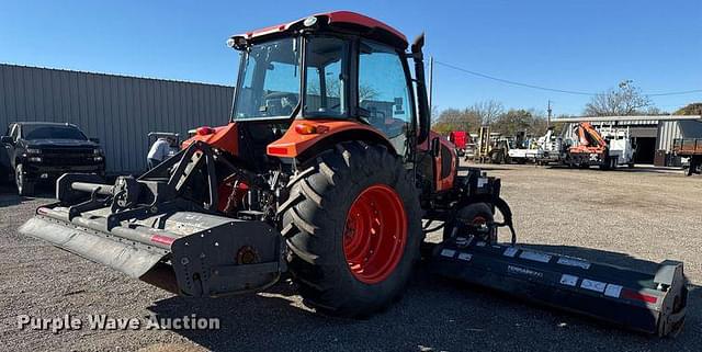 Image of Kubota M5-111 equipment image 4