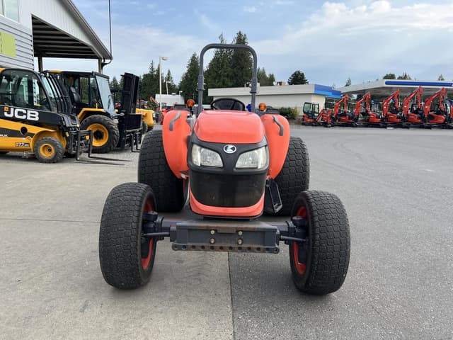 Image of Kubota M6060HD equipment image 2