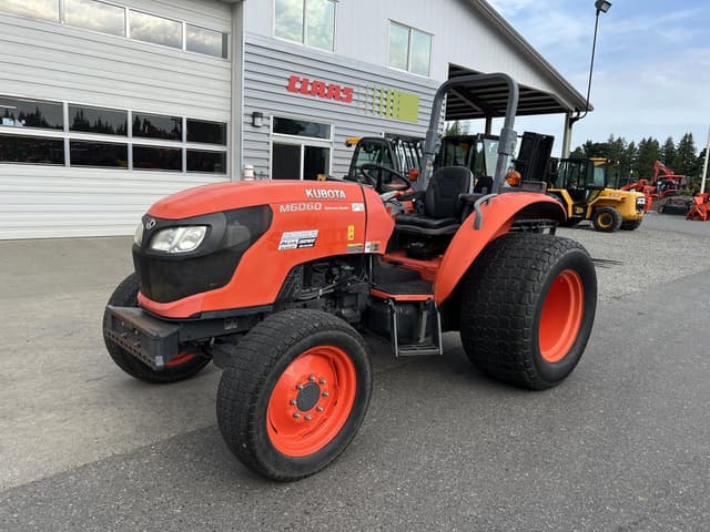 Image of Kubota M6060HD equipment image 1