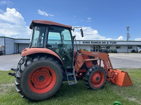 Image of Kubota M7060 Primary image