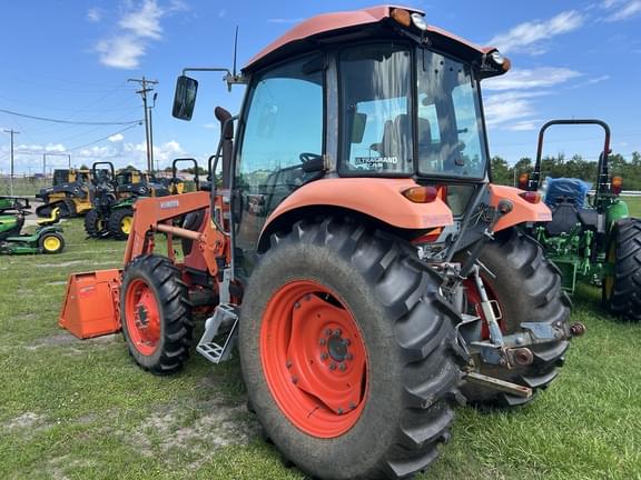 Image of Kubota M7060 equipment image 2