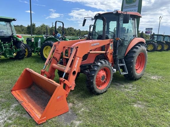 2015 Kubota M7060 Equipment Image0