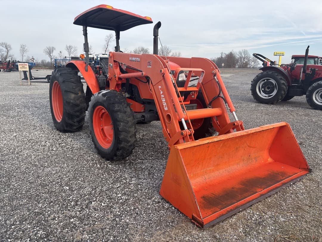 Image of Kubota M8560 Primary image