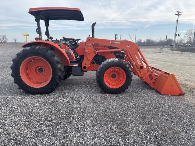 Image of Kubota M8560 equipment image 1