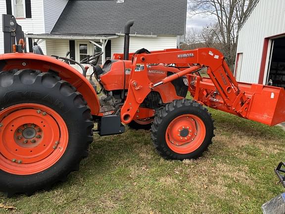 Image of Kubota M8560 equipment image 1