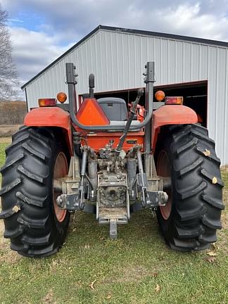 Image of Kubota M8560 equipment image 2