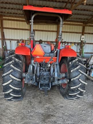 Image of Kubota M9960 equipment image 4