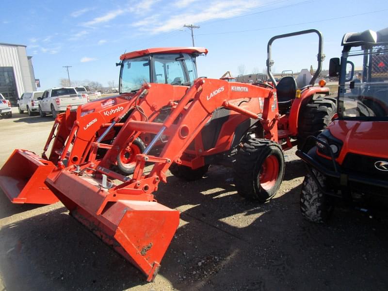 Image of Kubota MX5200HST Primary image