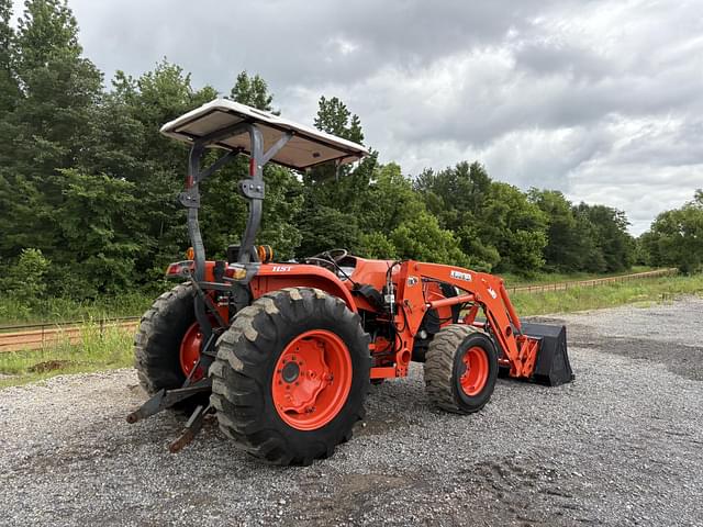 Image of Kubota MX5800 equipment image 4