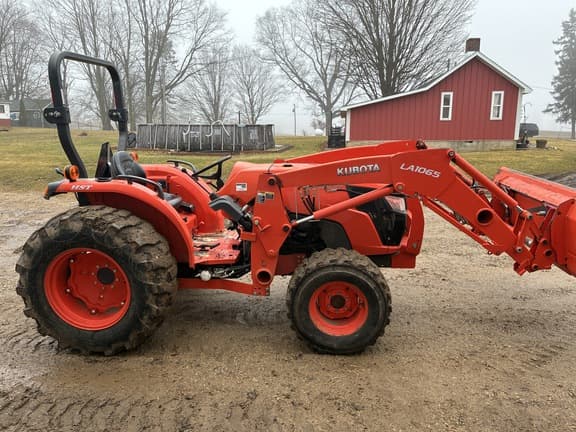 Image of Kubota MX5800 equipment image 1
