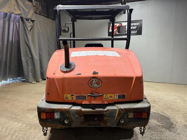 Image of Kubota R530 equipment image 3