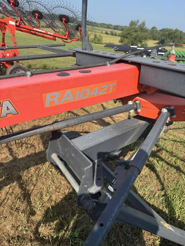 Image of Kubota RA1042T equipment image 2