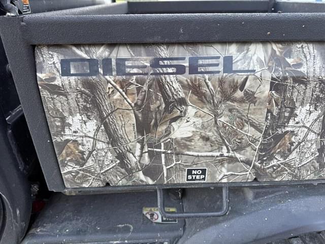 Image of Kubota RTVX1100CW equipment image 4